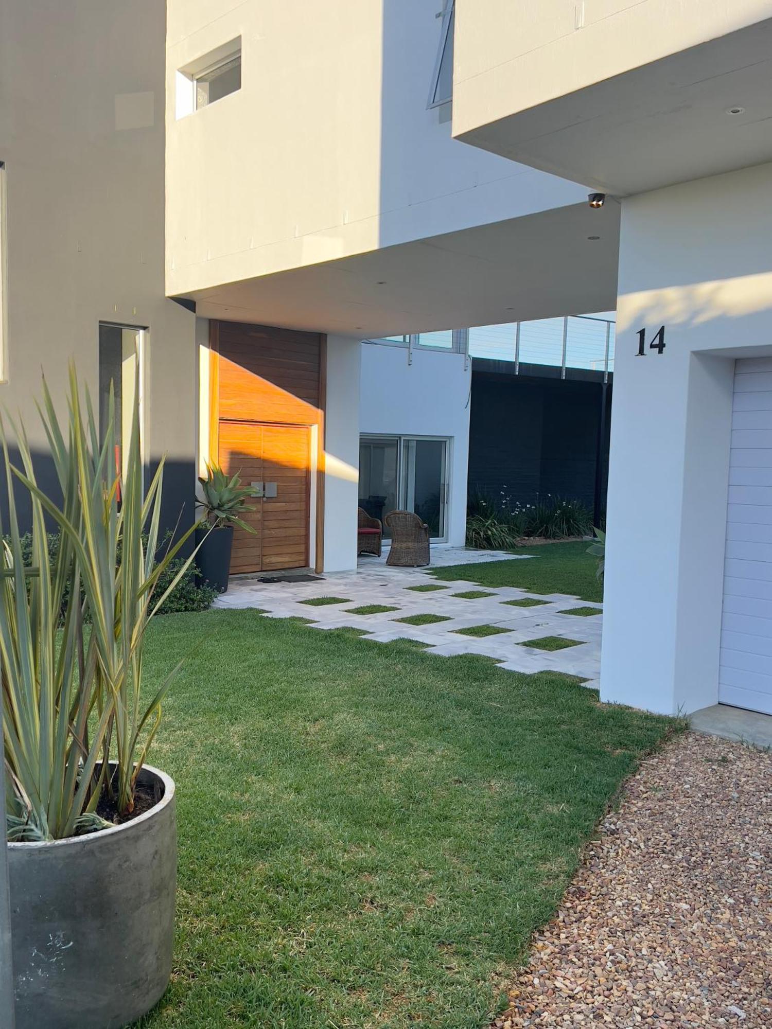 Luxury 4 Bedroom With City And Mountain Views Pousada