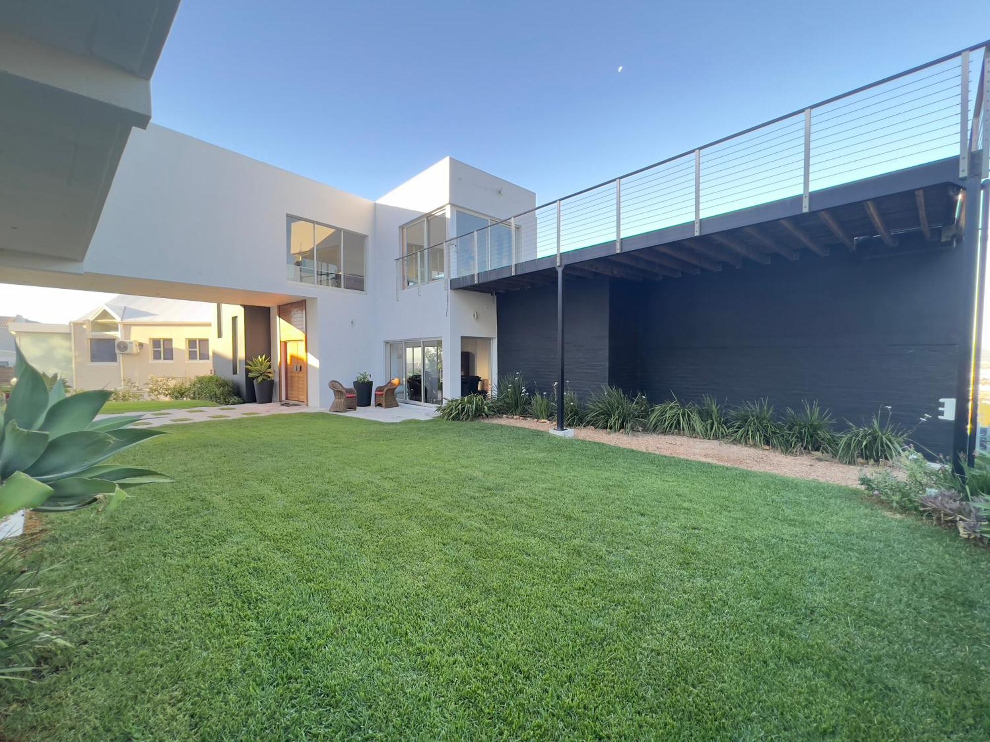Luxury 4 Bedroom With City And Mountain Views Pousada
